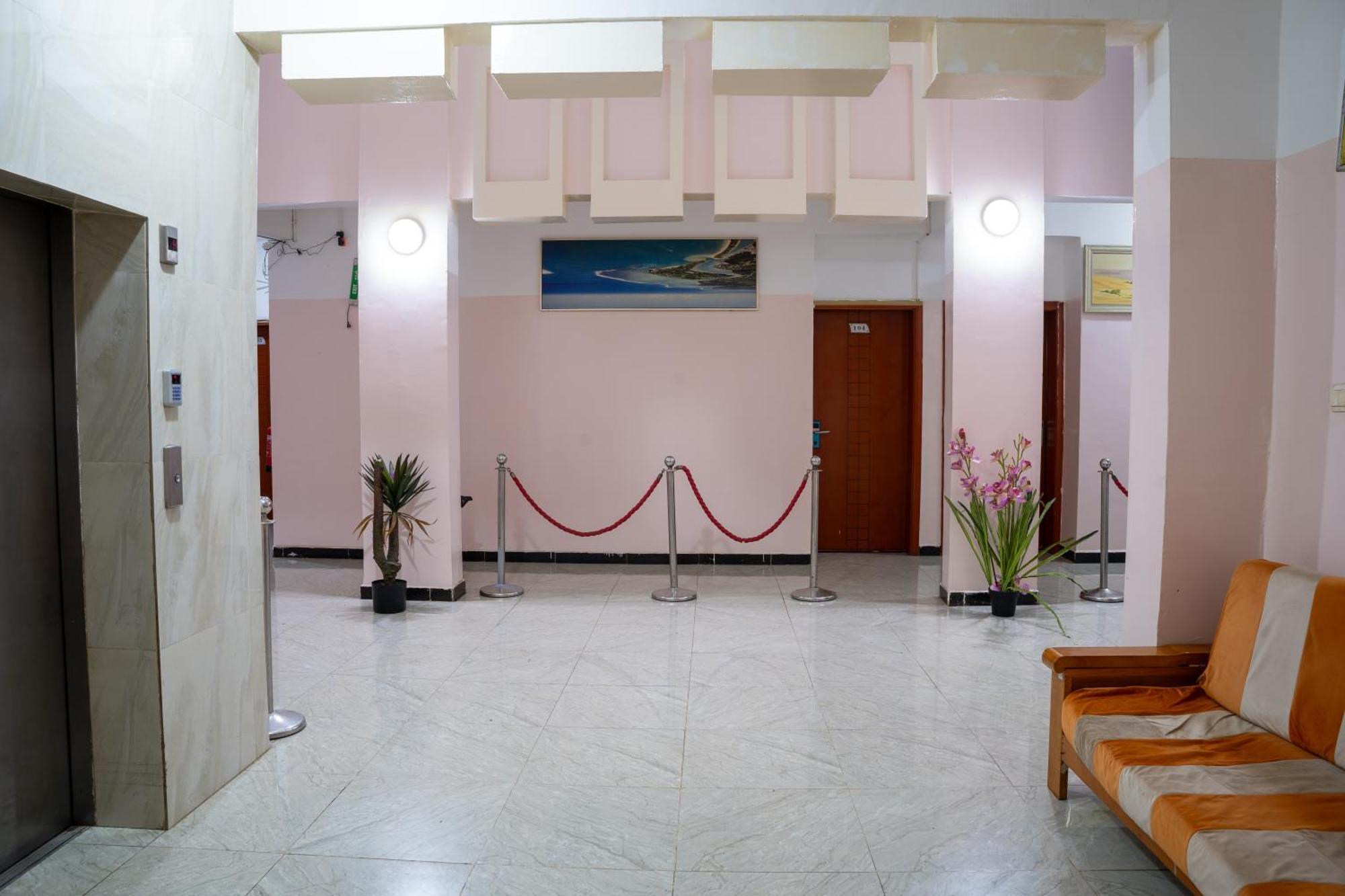 Comfort Hotel Djibouti City Exteriör bild